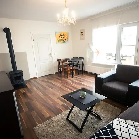 Apartment V 12 -terrace + 3 Old Town