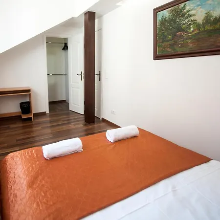 Apartamento V 12 -terrace + 3 Old Town *